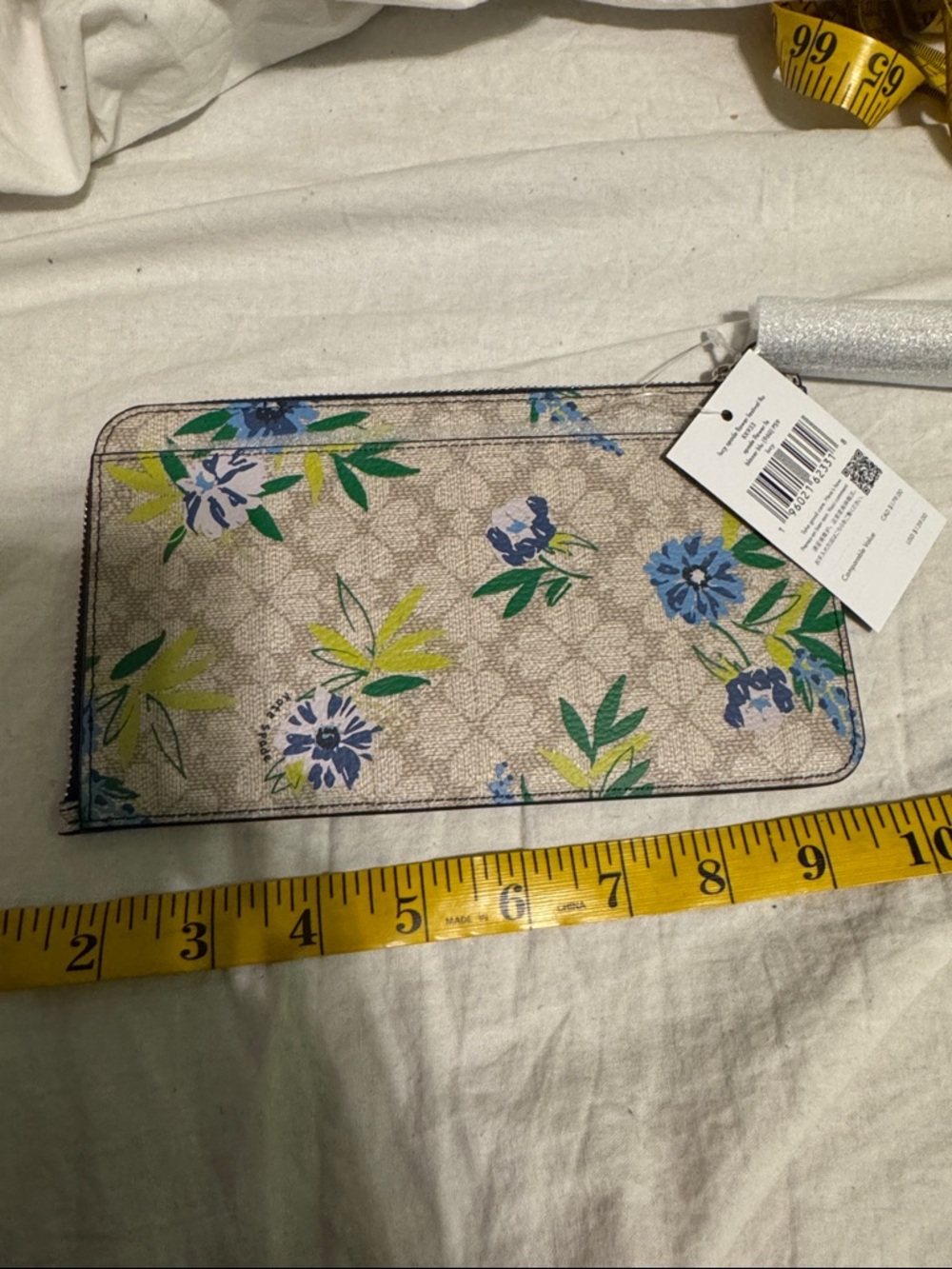 kate spade floral beige blue green wristlet